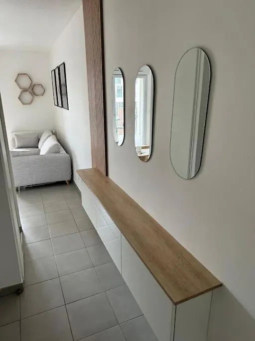 L'Escale Charmant Studio Villeurbanne La Soie 0*,