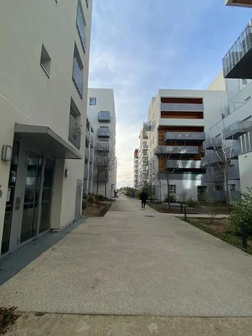 L'Escale Charmant Studio Villeurbanne La Soie Apartment